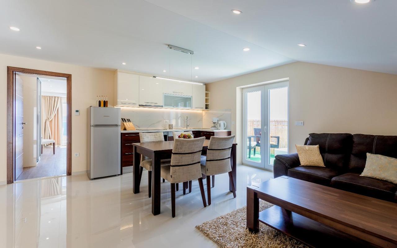 Villa Visnja Prestige Brela Bagian luar foto
